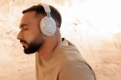 Bose QuietComfort Ultra (2nd Gen) – Extreme Noise Cancellation, Immersive Spatial Audio, 30H Battery, Pro-Grade Mic, Ultra-Comfort Over-Ear Headphones + Free Carry Case | 1-Year Warranty